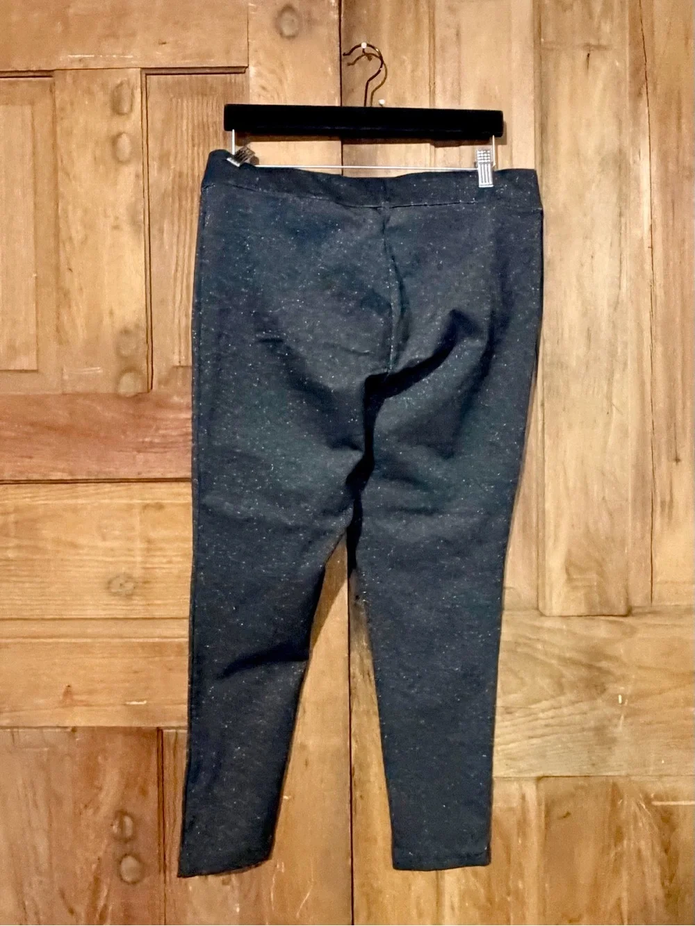 NWT LOFT – Gold Dust Crop Leggings – Black Metallic Shimmer – Sz. Large